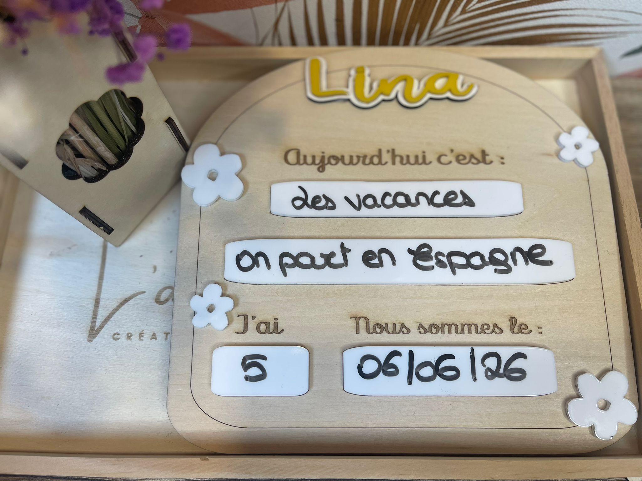 Tableau d'événements personnalisé pour enfant – Prénom acrylique